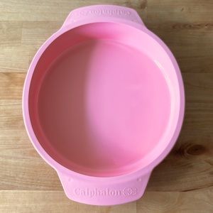 Calphalon Silicon 9” Cake Pan